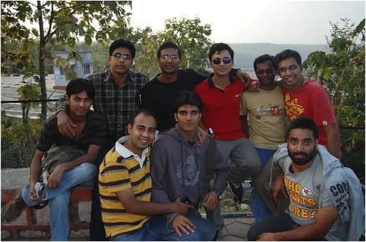 Clockwise from left: Sudhanshu, Nirbhay, Avinaw, Rohan, Ramamohan, Ashwin, Gurshabadjeet, Paresh, Nakul - Somewhere in Madhya Pradesh during the Field Trip