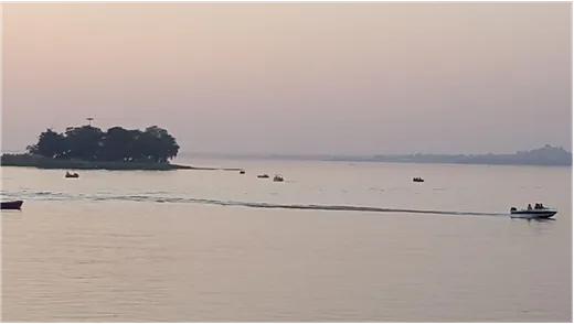 View of the lake in Bhopal, shot several years after graduation. Same, yet different.
