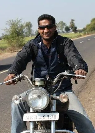 Dr.Alark Saxena