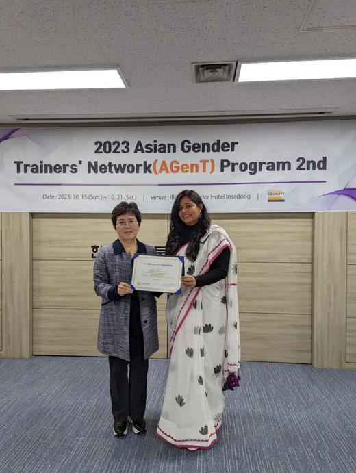 Being recongnized as a gender trainer by the Korean Institute for Gender Equality Promotion and Education