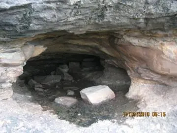 Cave exploration at IIFM