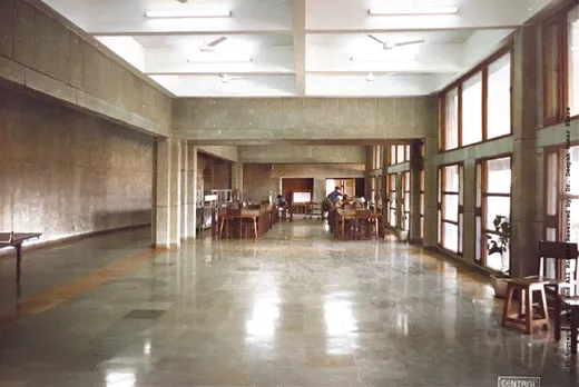 IIFM mess-1988