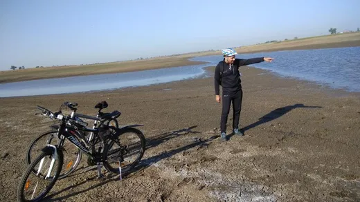 Cycle trip to Kaliasot dam during IIFM days
