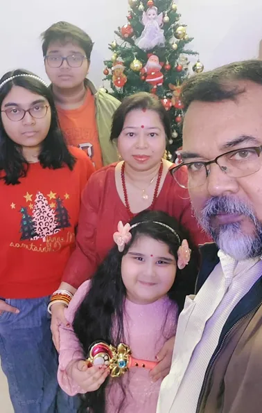 My finger family (L–R): Elder daughter Srinjani Bala (Shinju), son Shreyan Bala (Ziko), wife Laboni Bala (Joya), youngest daughter Samaya Bala (Elsa), and me