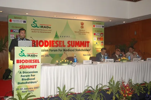Presenting findings of Biofuel research at IRADE Biodiesel summit, New Delhi 2007