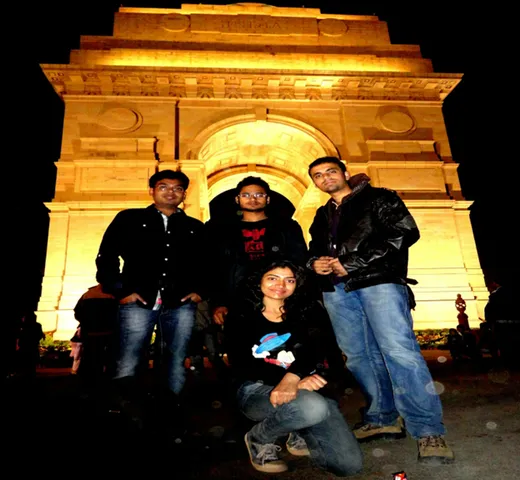 With Ankit Pawar,Amit Maheshwari and Aishwarya Chandra Shekhar @ India Gate (Field Trip 2)