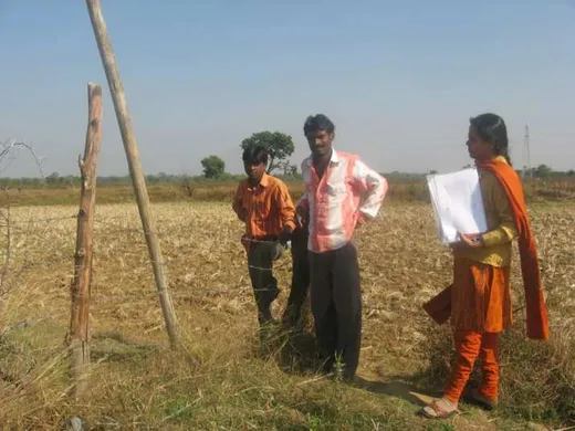 [Indu](https://www.linkedin.com/in/indu-kumari-2390805/) interacting with Kalandar community members while on a field trip with [WTI](https://www.wti.org.in/).