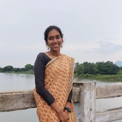 Shri Sankari VM